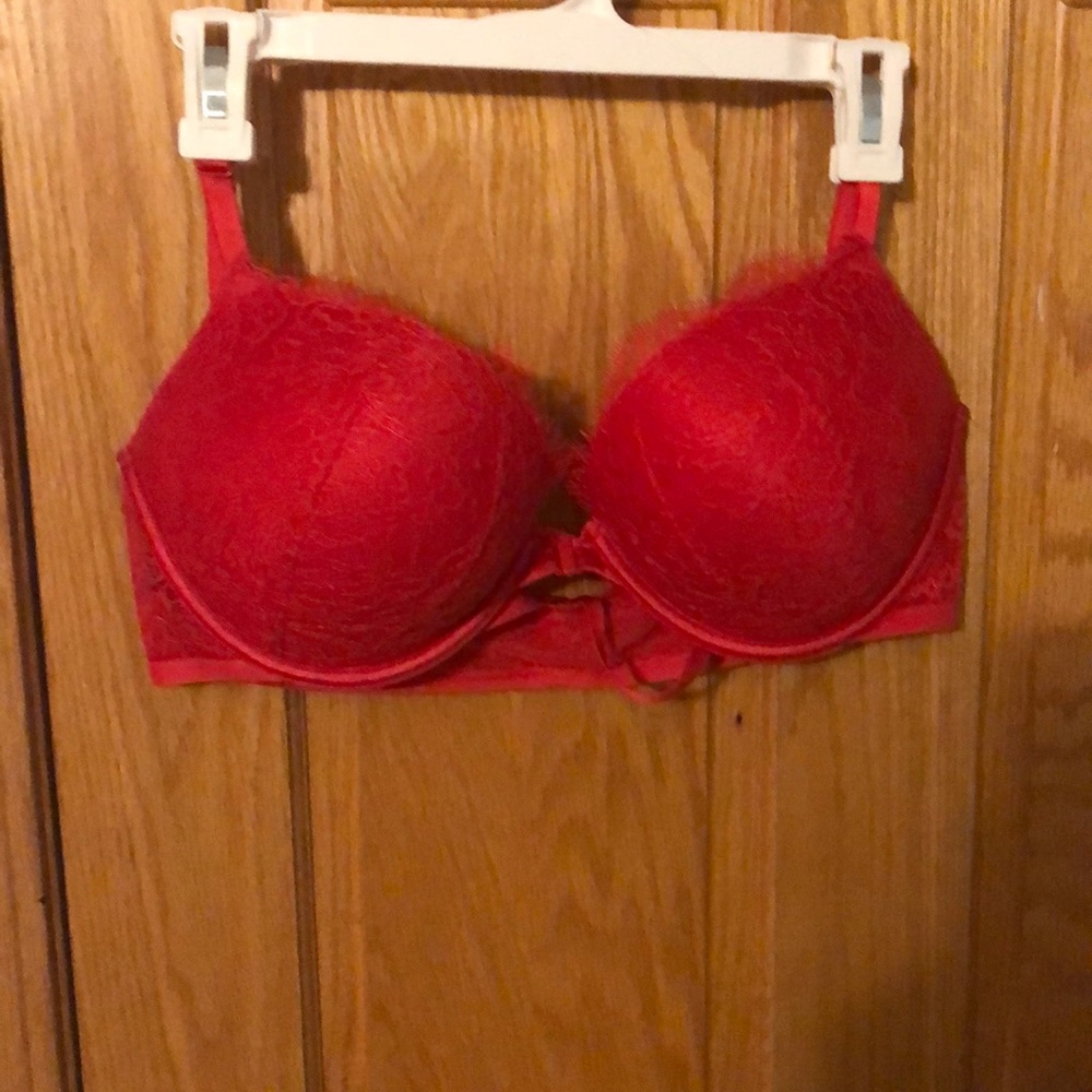 Victoria’s Secret sexy bra